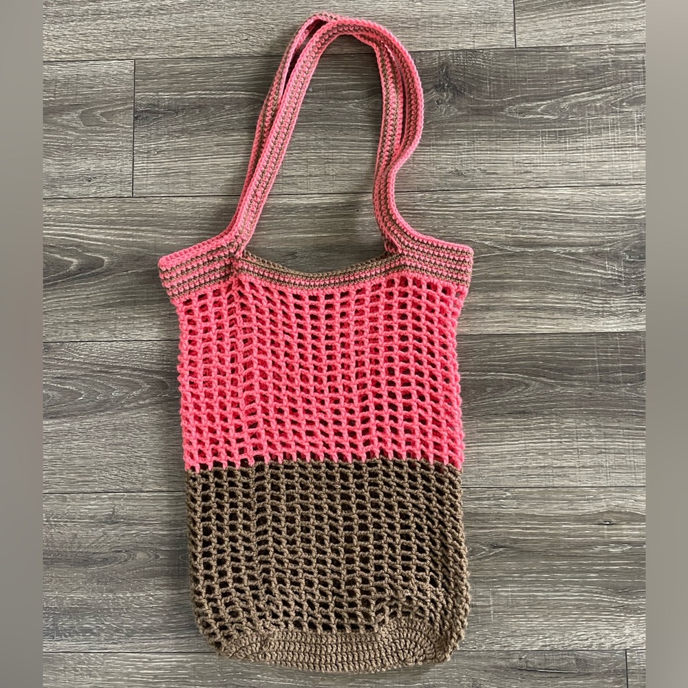 Crochet pink and brown market tote bag